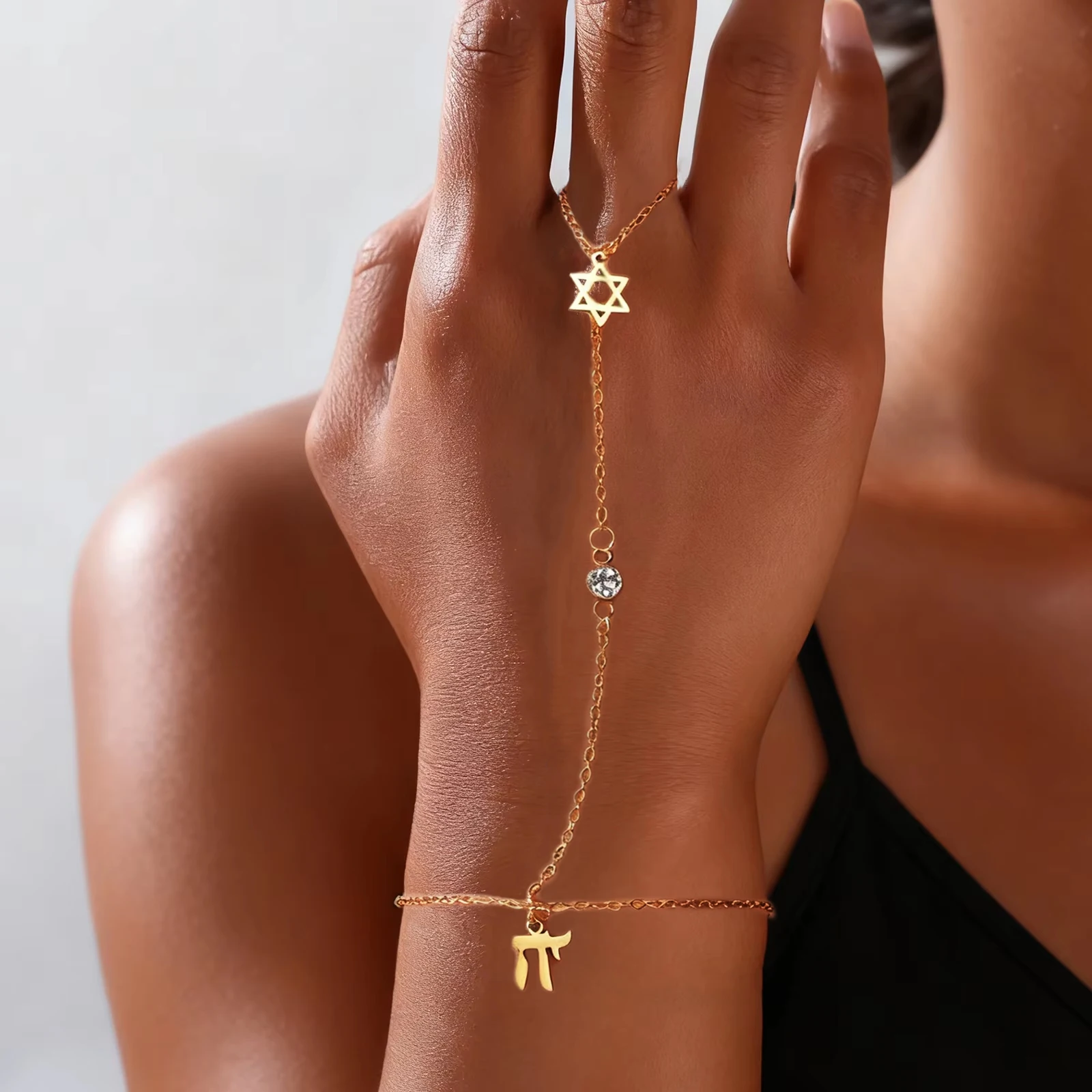Jewelry & Watches Review - سوار إصبع نجمة داود اليهودية بحرف