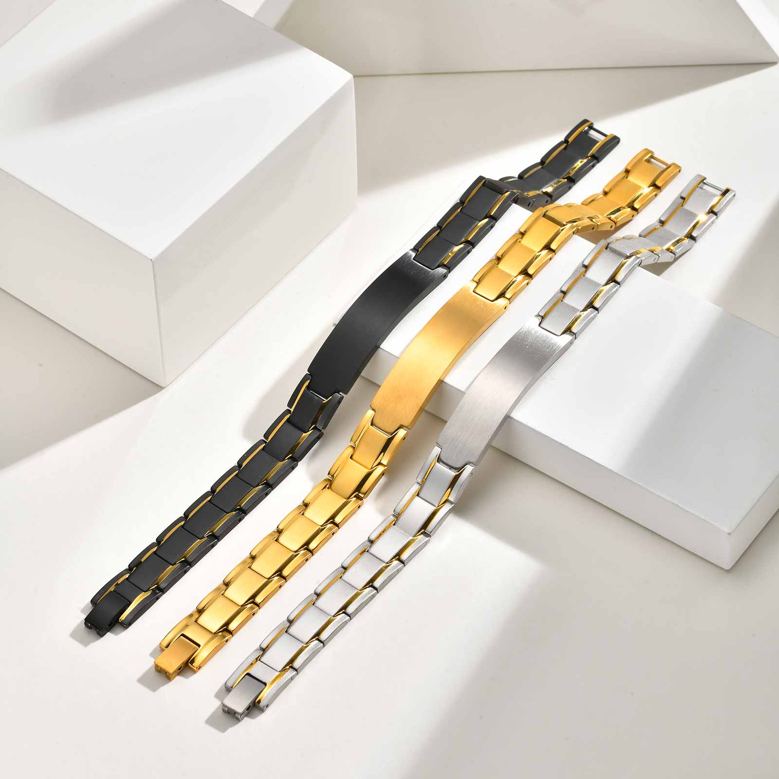 اسم مخصص النص محفورة سوار للرج - مراجعة Jewelry Watches For Men وسعره