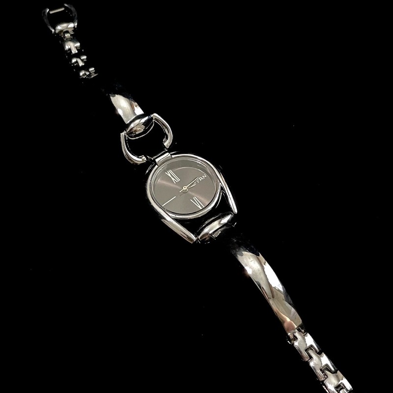 ساعة فينتاج روزي جلو مومنت - مراجعة Moments Watches & Jewelry Vaughan Mills وسعره